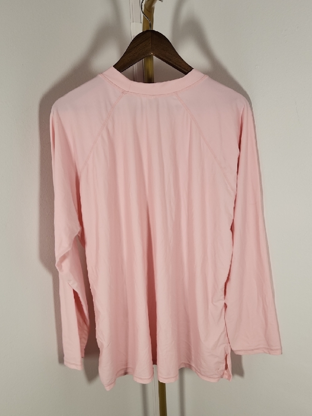 Halcurt Light Pink 3X Rash Guard - Picture 3 of 4